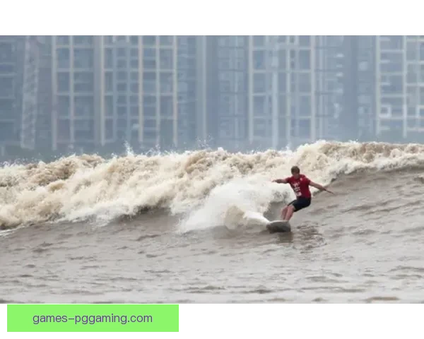 风浪激荡，冲浪盛事：全球顶尖冲浪选手齐聚的激浪联赛